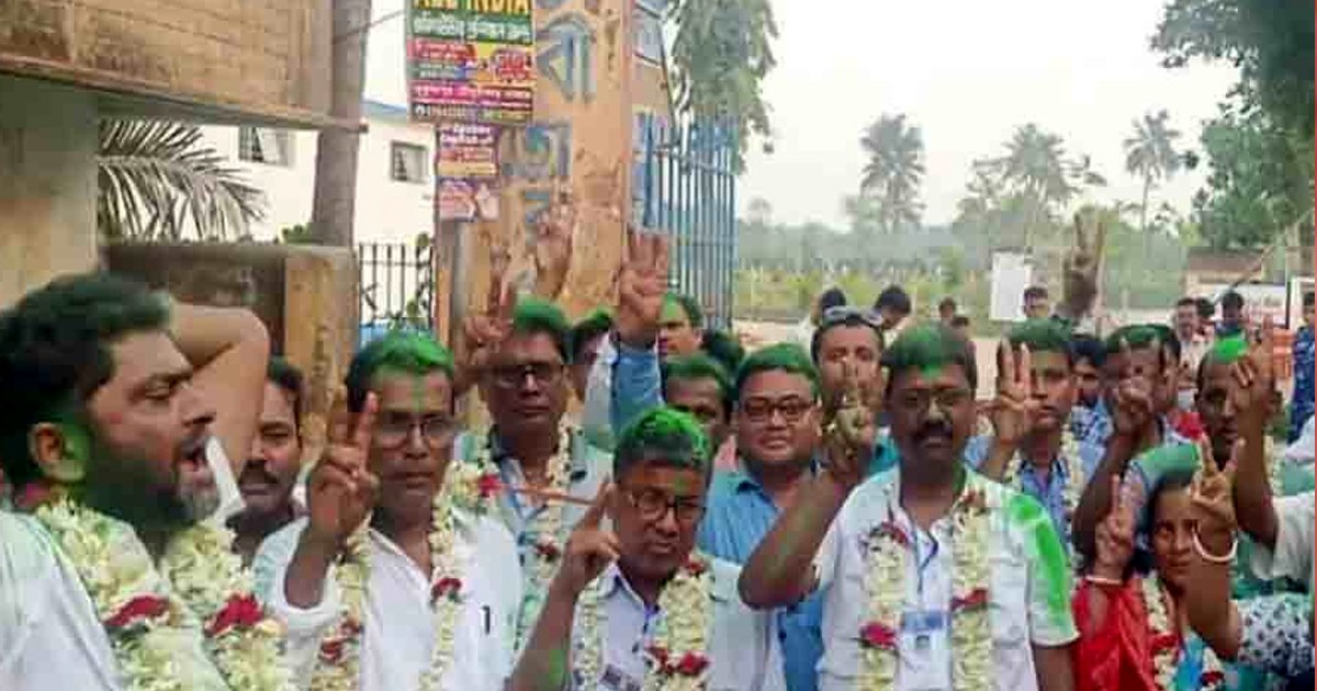 কাঁথি সমবায় ব্যাঙ্কে বিপুল জয় তৃণমূলের